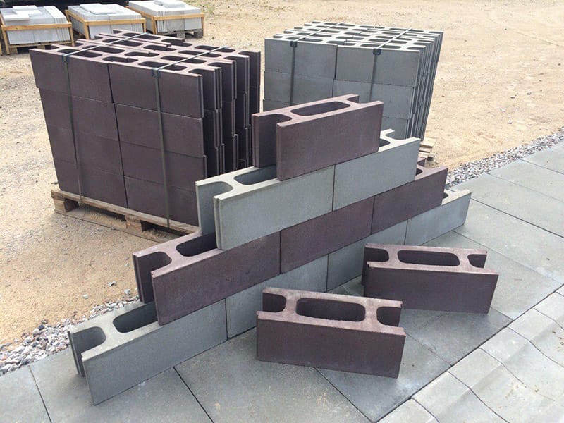 Пустотелые бетонные блоки от производителя
